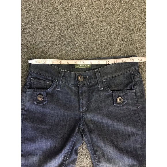 CLOSET CLOSING | James Jeans Jamie Boot Cut - Picture 6 of 7
